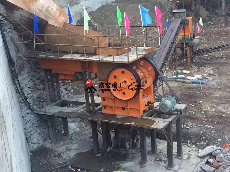 石灰石破碎  石灰石破碎