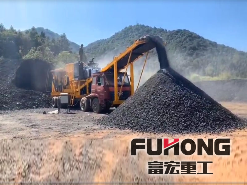 露天煤礦移動(dòng)破碎站在山西 露天煤礦移動(dòng)破碎站在山西