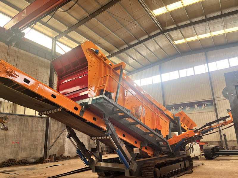 履帶式移動篩分站 履帶式移動篩分站